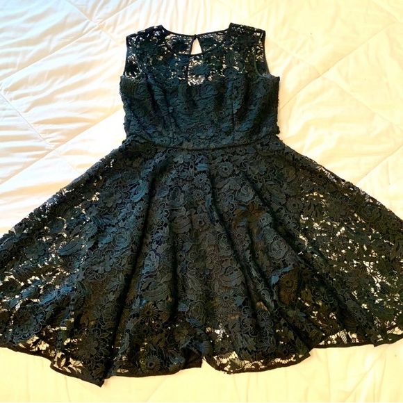 Milly Dresses & Skirts - Milly Size 8 Black Lace Overlay Fit and Flare dress size 8 LBD